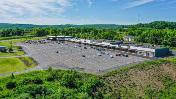 Frostburg Plaza: 10701 New Georges Creek Rd SW, Frostburg, MD 21532